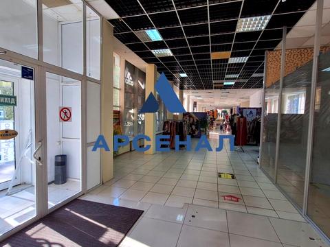 комерційна за адресою Центральний бульв., 4