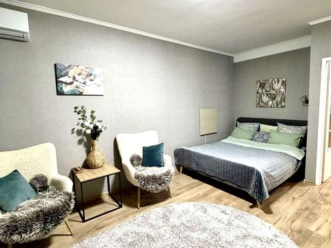 квартира по адресу Ревуцкого ул., 5