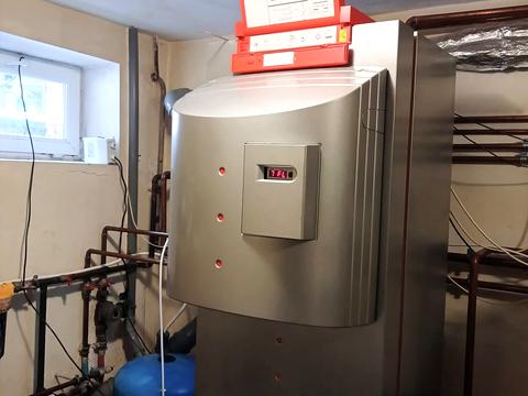 будинок за адресою Центральна вул.