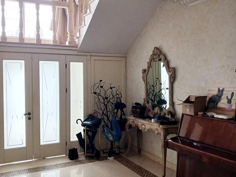 будинок за адресою Центральна вул.