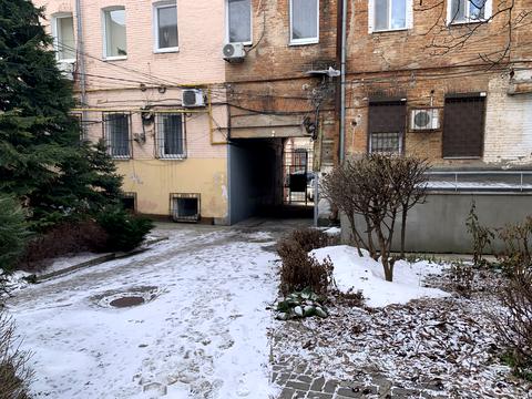 коммерческая по адресу Староказацкая ул. (Комсомольская), 22