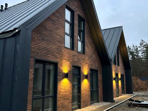 дом по адресу Київська