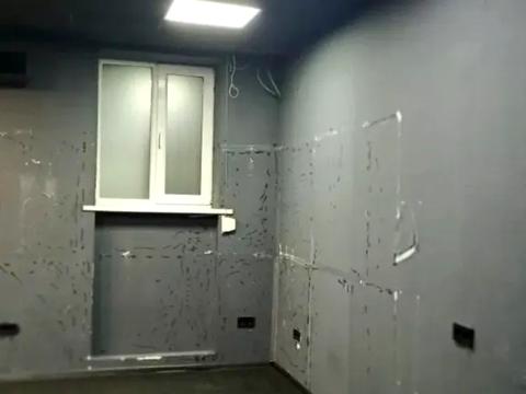 комерційна за адресою Петра Калнишевського просп. (Косіора), 36