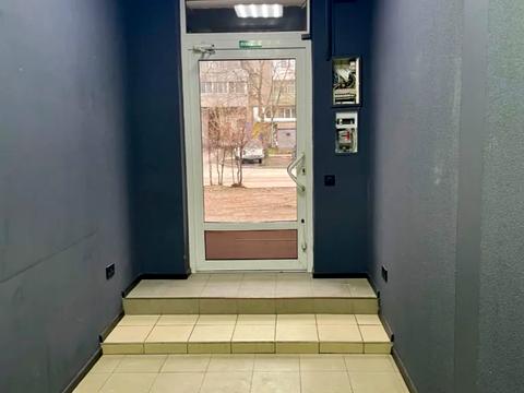 комерційна за адресою Петра Калнишевського просп. (Косіора), 36