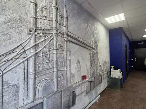 комерційна за адресою Сімферопольська вул., 2-Л