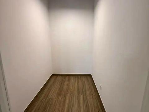 комерційна за адресою Павла Нірінберга вул. (Баумана), 10