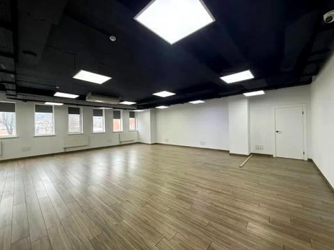 комерційна за адресою Павла Нірінберга вул. (Баумана), 10