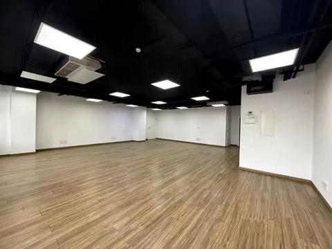 комерційна за адресою Павла Нірінберга вул. (Баумана), 10