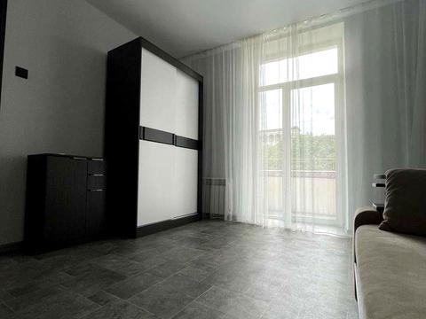 квартира за адресою Дмитра Яворницького просп. (Карла Маркса), 46