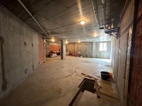 комерційна за адресою Мрії вул. (Пушкінська), 3-Б