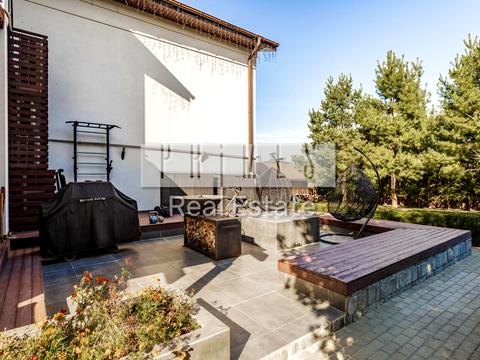 дом по адресу Озерна