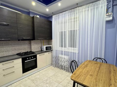 квартира по адресу Анатолия Лабунского ул., 1а