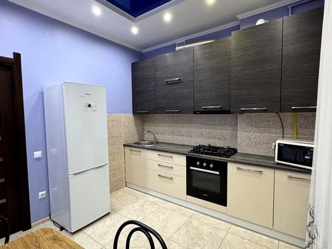 квартира по адресу Анатолия Лабунского ул., 1а