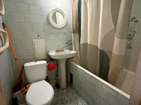 квартира за адресою Львів, Мирона Тарнавського вул. (Кутузова), 106