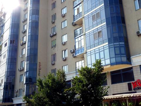 комерційна за адресою Князів Острозьких вул. (Московська), 46/2