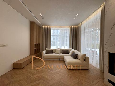 будинок за адресою Розкішна