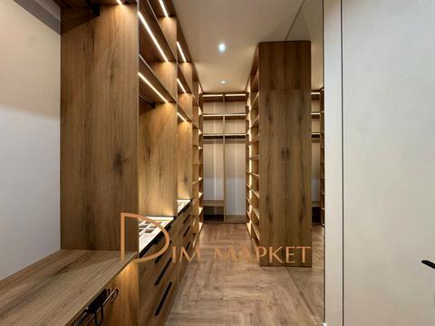 будинок за адресою Розкішна