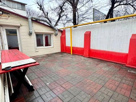 комерційна за адресою Святослава Ріхтера вул. (Щорса), 63