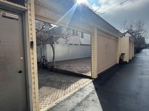 комерційна за адресою Святослава Ріхтера вул. (Щорса), 63