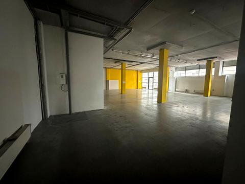 комерційна за адресою Вокзальна пл. (Петровського), 1