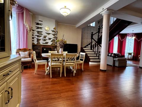 дом по адресу Польова вул.Амосова