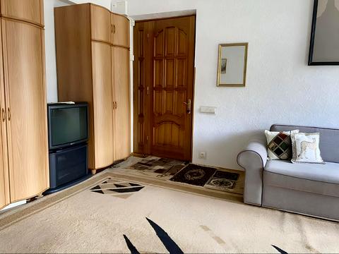 квартира за адресою Велика Васильківська вул. (Червоноармійська), 24