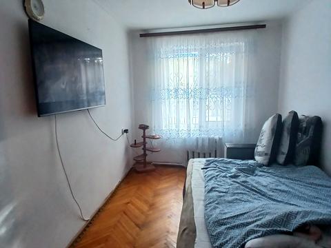 квартира за адресою Василя Симоненка вул., 8