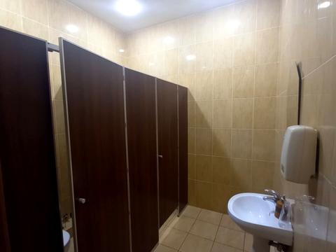 комерційна за адресою Дмитра Яворницького просп. (Карла Маркса), 40