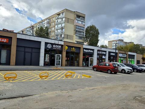 комерційна за адресою Героїв просп., 43