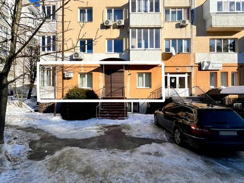 комерційна за адресою Андрея Шептицького вул., 5