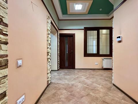 комерційна за адресою Андрея Шептицького вул., 5