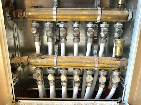 комерційна за адресою Андрея Шептицького вул., 5