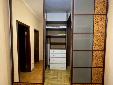 квартира за адресою Шота Руставелі вул., 44