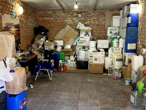 паркомісце за адресою Соборності вул. (Жовтнева), 32 г