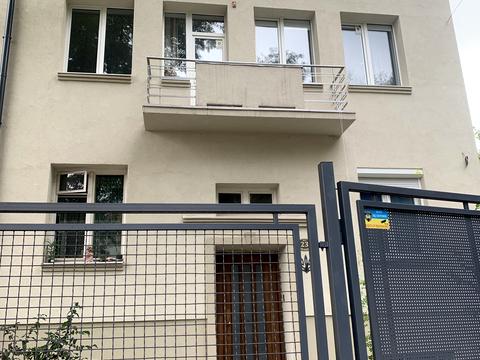 комерційна за адресою Героїв Маріуполя вул. (Петра Козланюка), 17