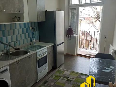 квартира за адресою Шептицьких вул., 27