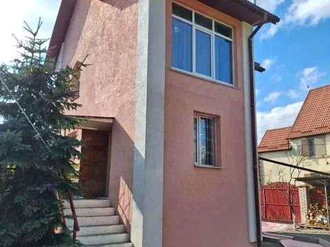 будинок за адресою Кар'єрна вул.