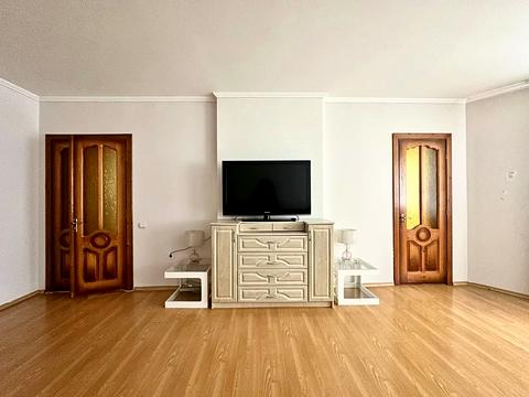 квартира за адресою Залізнична вул., 2