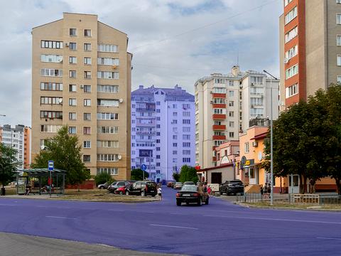 комерційна за адресою Стуса, 37 а