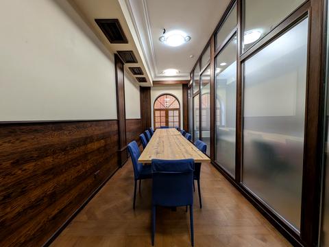 комерційна за адресою Жилянська вул., 72-А