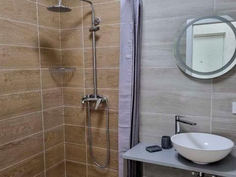 квартира за адресою Михайла Максимовича вул. (Онуфрія Трутенка), 28-Б