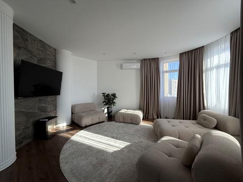 квартира по адресу Космонавтов просп., 49