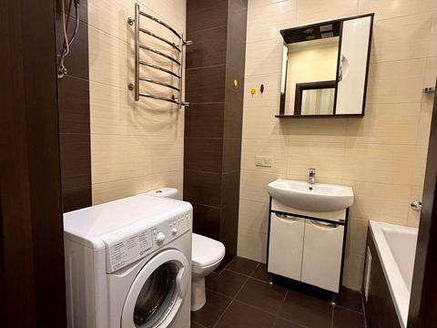 квартира за адресою Соборності просп. (Возз'єднання), 30-А