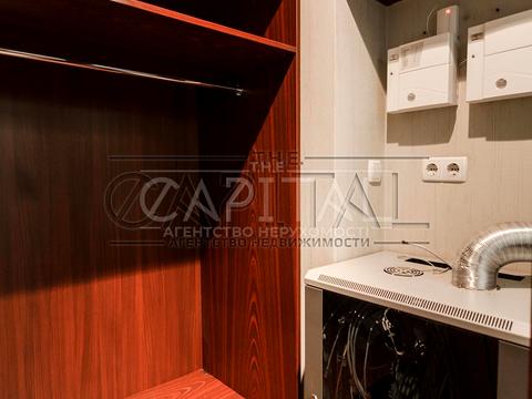 комерційна за адресою Шовковична вул., 21