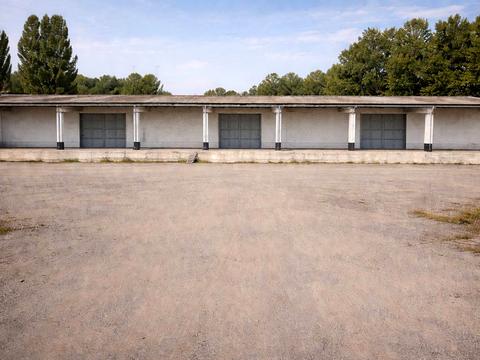 коммерческая по адресу Богдана Хмельницкого просп. (Героев Сталинграда), 1