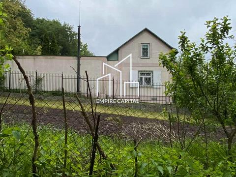 будинок за адресою с. Винники, Забави, 13