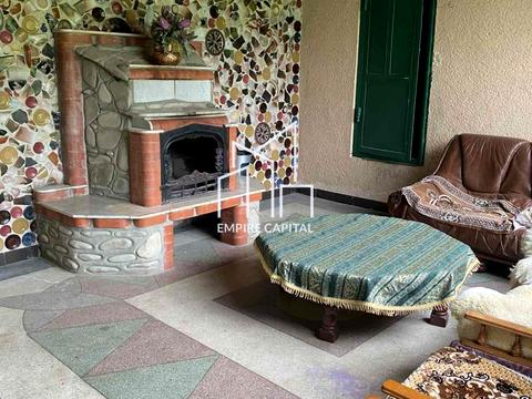 будинок за адресою с. Винники, Забави, 13