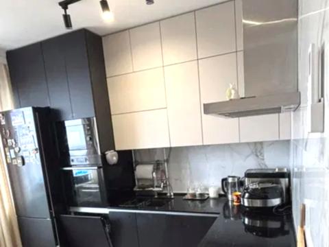 квартира за адресою Перлинна вул., 8