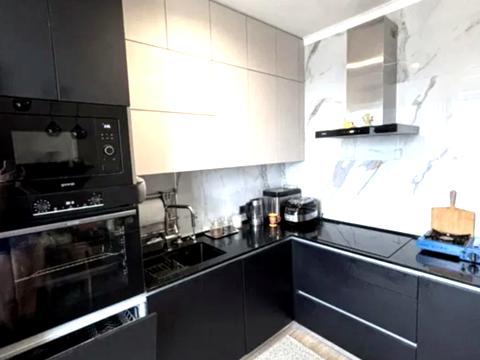 квартира за адресою Перлинна вул., 8