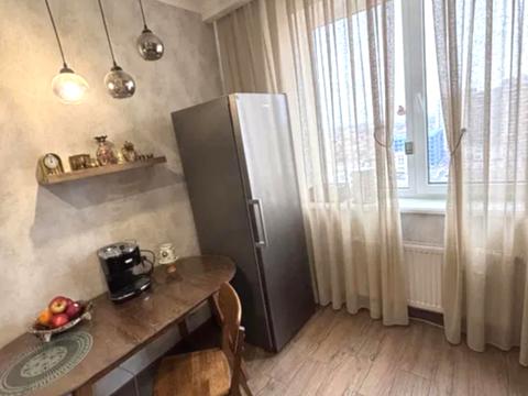 квартира за адресою Перлинна вул., 8